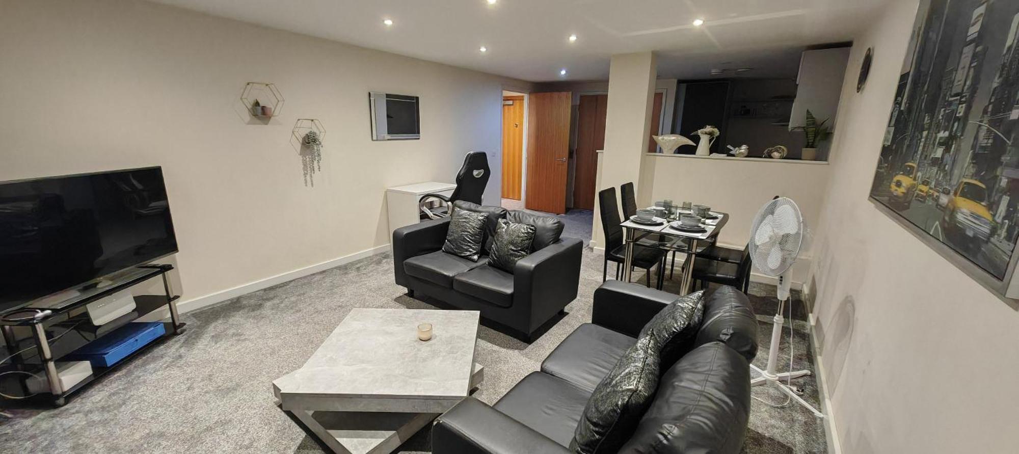 Paramount City View Swindon Exterior photo